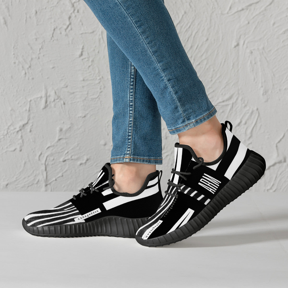 (ARMageddon) Zebra-Knit